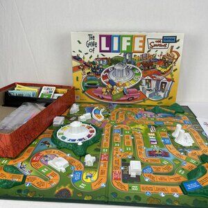 Simpsons Edition The Game of Life Board Game 2004 - Complete